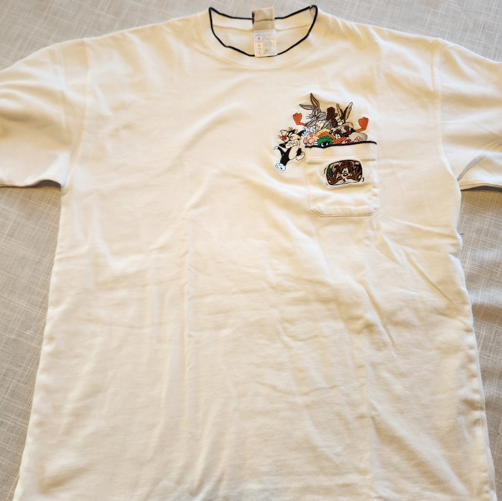 Vintage Embroidered Looney Tunes White T-Shirt - Size L